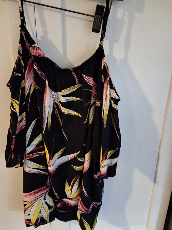 1. State Off Shoulder Top - Picture 2 of 6